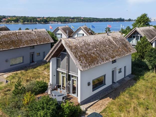 Haus zum Kauf 1.350.000 € 5 Zimmer 135 m² 587 m² Grundstück Heiligenhafen 23774