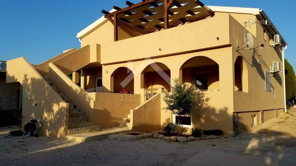 Haus zum Kauf 390.000 € 8 Zimmer 158 m² Vir