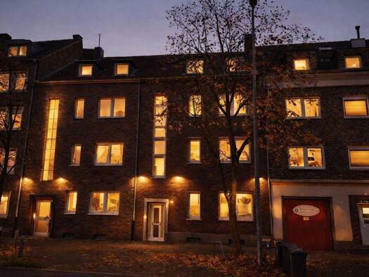 Mehrfamilienhaus zum Kauf als Kapitalanlage geeignet 498.500 € 8 Zimmer 237 m² 280 m² Grundstück Furth-Mitte Neuss 41462