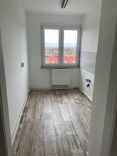 Wohnung zur Miete 420 € 3 Zimmer 58 m² Dachgeschoss Am Bahnhof 38 Heldrungen Heldrungen 06577