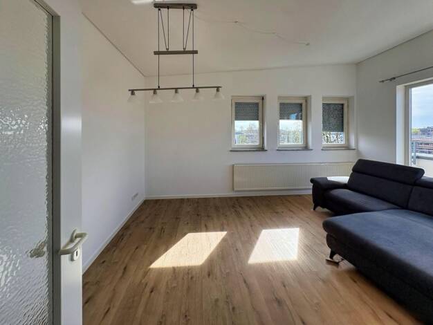 Wohnung zur Miete 1.065 € 3 Zimmer 73,8 m² frei ab sofort Ludwigsfeld Neu-Ulm 89231