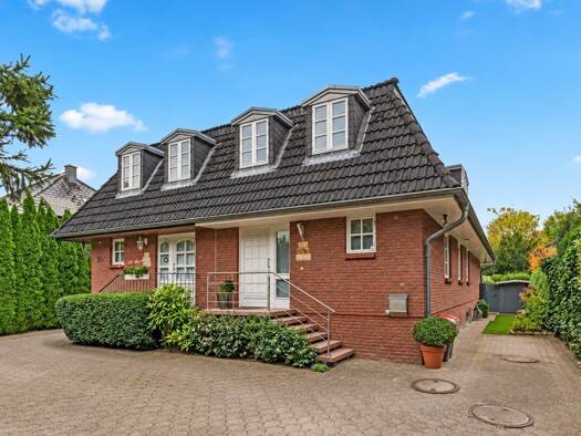 Doppelhaushälfte zum Kauf 680.000 € 5 Zimmer 145 m² 356 m² Grundstück Poppenbüttel Hamburg 22399