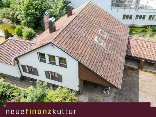 Haus zum Kauf 600.000 € 7 Zimmer 267 m² 1.101 m² Grundstück Lange Str. 38 Bad Urach 72574
