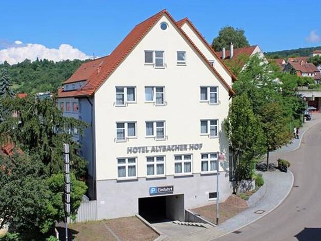 Hotel zum Kauf provisionsfrei 3.290.000 € 64 Zimmer 200 m² Gastrofläche Kirchstraße 11 Altbach 73776