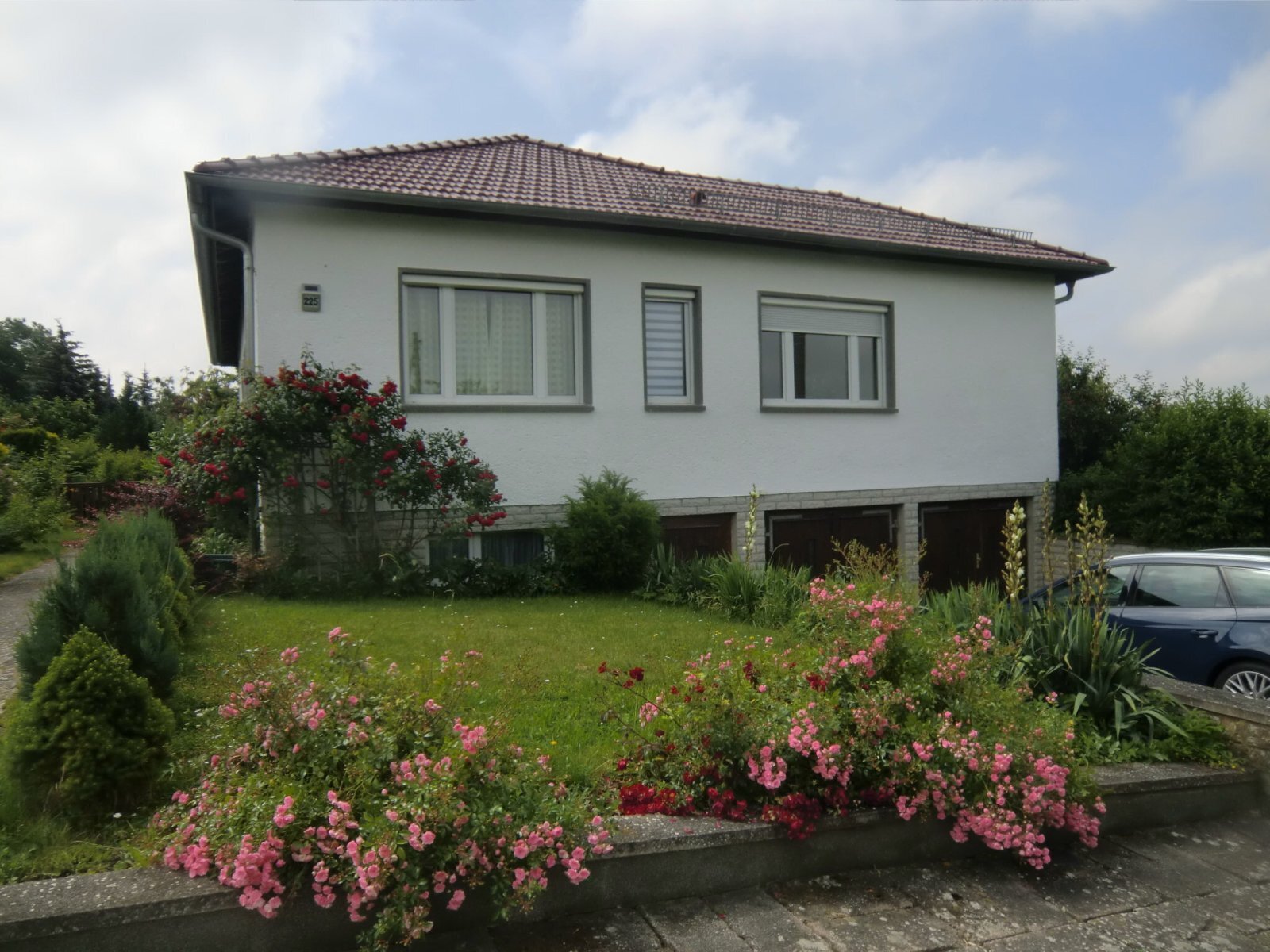 Bungalow zum Kauf provisionsfrei 269.000 € 5 Zimmer 130 m²<br/>Wohnfläche 1.300 m²<br/>Grundstück Neunheilinger Str. 225 Kirchheiligen 99947