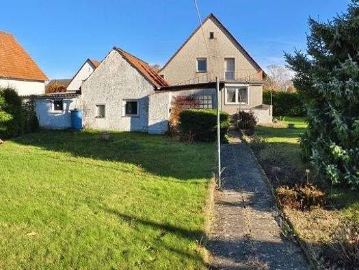 Doppelhaushälfte zum Kauf 207.000 € 4 Zimmer 116 m² 833 m² Grundstück Vöhrum Peine 31228