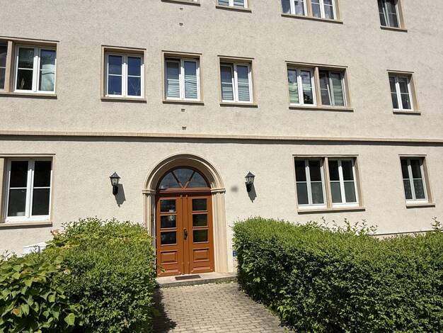 Wohnung zum Kauf 95.000 € 2 Zimmer 55 m² 2. Geschoss frei ab 01.01.2026 Saalfeld Saalfeld/Saale 07318
