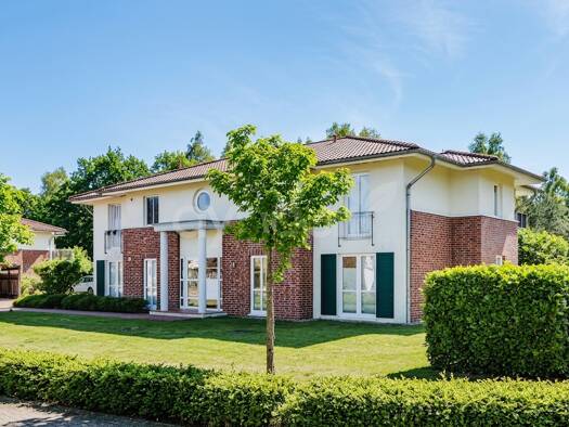 Mehrfamilienhaus zum Kauf als Kapitalanlage geeignet 1.250.000 € 385 m² 1.476 m² Grundstück Adendorf Adendorf 21365
