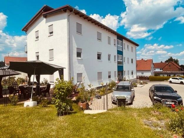 Wohnung zur Miete 630 € 2 Zimmer 68 m² Geschoss 1/3 frei ab sofort Hachborn Ebsdorfergrund 35085