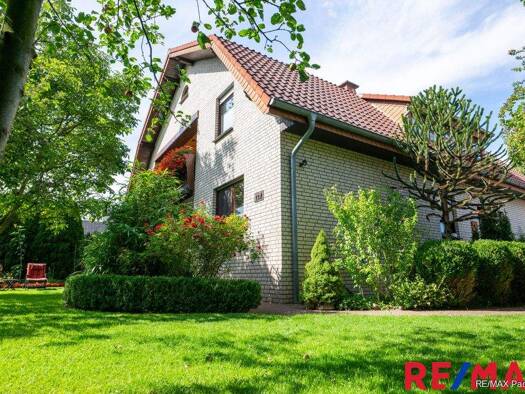 Mehrfamilienhaus zum Kauf 500.000 € 7 Zimmer 210 m² 840 m² Grundstück Staumühler Straße 119 Hövelhof 33161