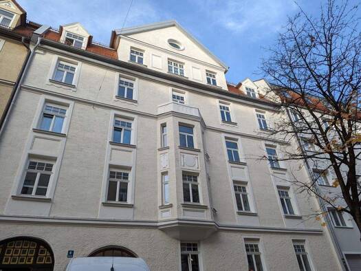 Wohnung zur Miete - Erstbezug 28.502.100 € 3 Zimmer 87 m² Geschoss 4/4 frei ab sofort Edelweißstraße 4 Obergiesing München 81541