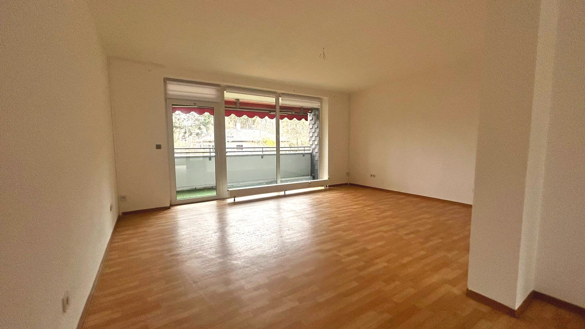 Wohnung zur Miete 1.050 € 3 Zimmer 85,4 m²<br/>Wohnfläche EG<br/>Geschoss ab sofort<br/>Verfügbarkeit Georg-Kraus-Straße 6 Steinforst Erlangen 91056