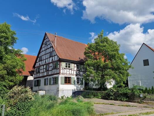 Mehrfamilienhaus zum Kauf 298.000 € 9 Zimmer 270 m² 1.565 m² Grundstück Dietelhofen Unlingen / Dietelhofen 88527