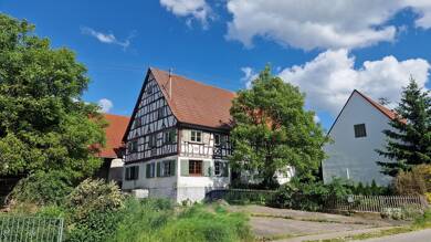 Mehrfamilienhaus zum Kauf 298.000 € 9 Zimmer 270 m² 1.565 m² Grundstück Dietelhofen Unlingen / Dietelhofen 88527