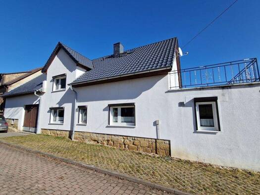 Einfamilienhaus zum Kauf 179.000 € 5 Zimmer 130 m² 980 m² Grundstück Knapendorf Schkopau 06258