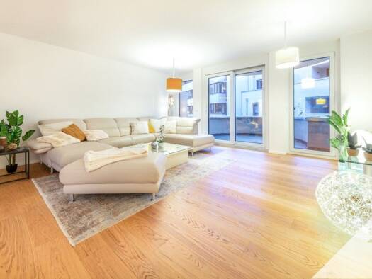 Wohnung zur Miete 2.150 € 4 Zimmer 123 m² Böblingen Böblingen 71034