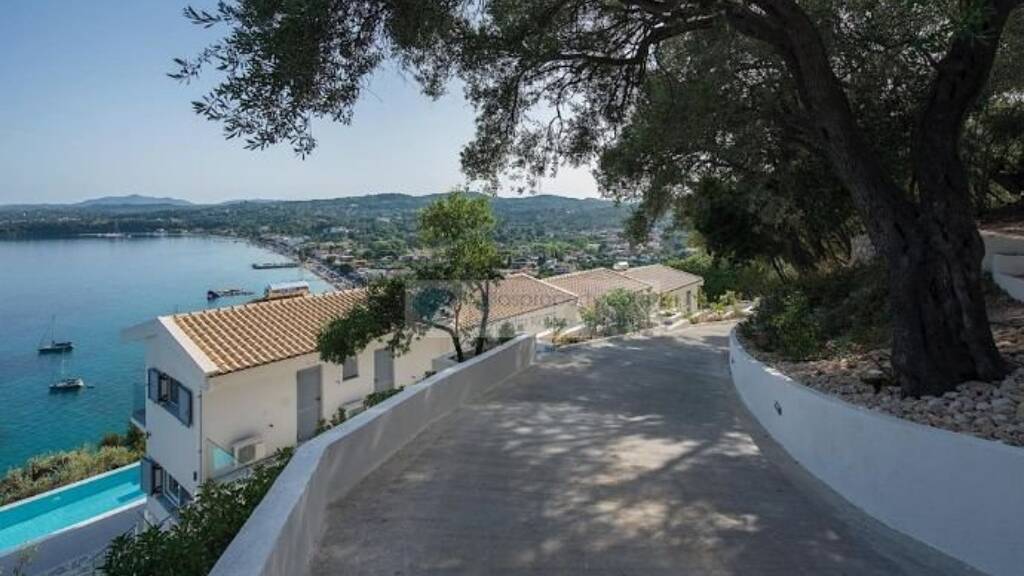 Villa zum Kauf 2.100.000 € 11 Zimmer 400 m² 3.722 m² Grundstück Korfu 49100