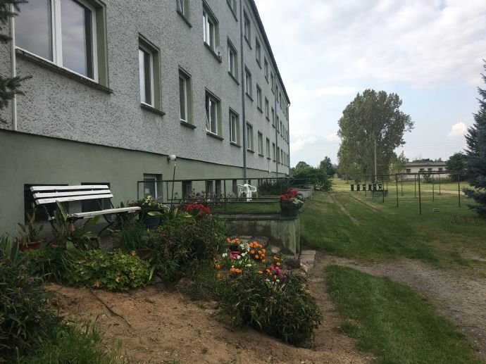 Wohnung zur Miete 409 € 4 Zimmer 68 m²<br/>Wohnfläche 2.<br/>Geschoss Badeler Straße 28c Apenburg Apenburg-Winterfeld 38486