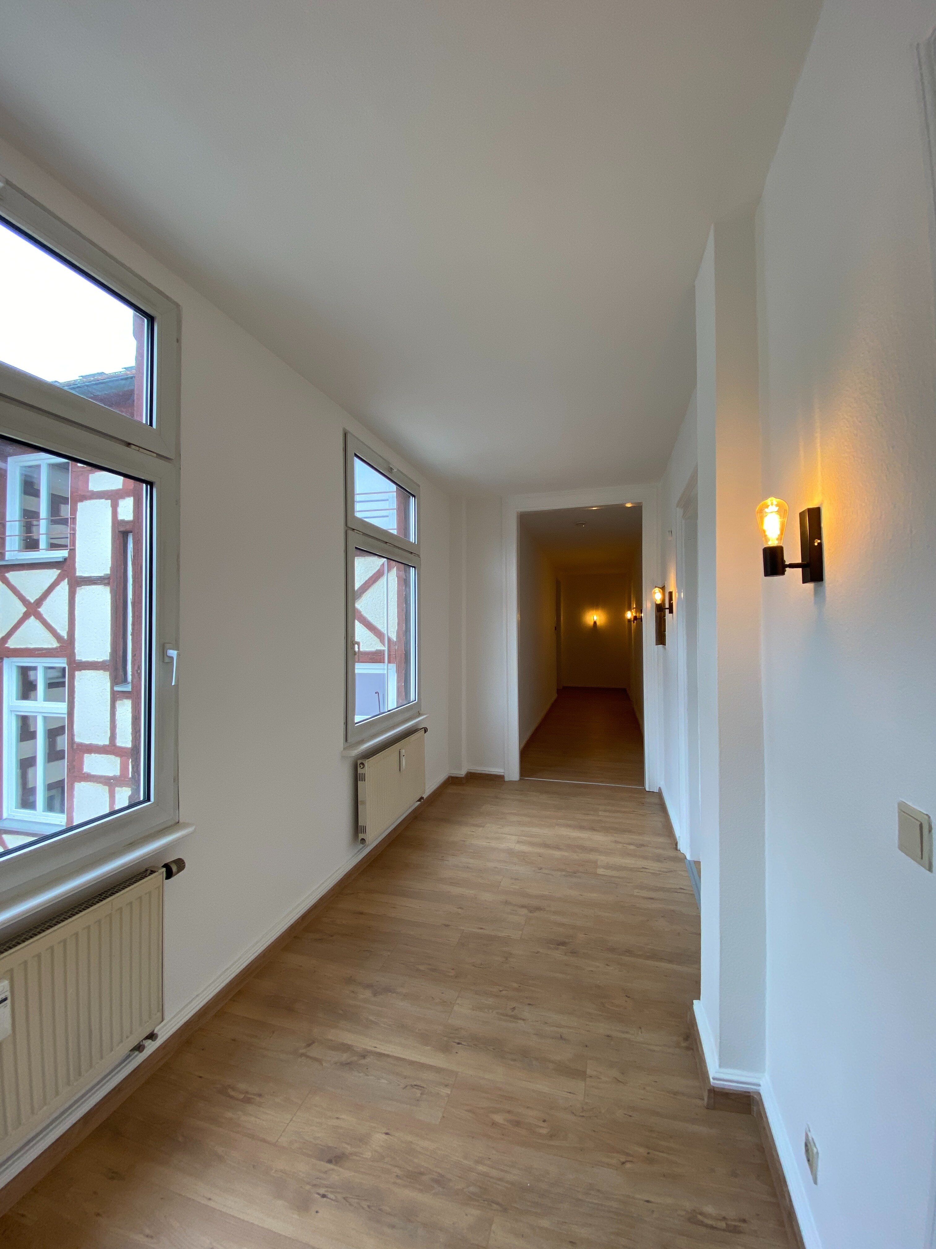 Wohnung zur Miete 1.400 € 5 Zimmer 165 m²<br/>Wohnfläche 2.<br/>Geschoss 01.03.2025<br/>Verfügbarkeit Innenstadt Coburg 96450