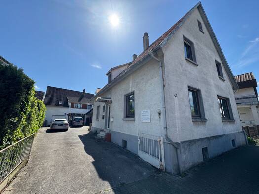 Mehrfamilienhaus zum Kauf provisionsfrei 430.000 € 10 Zimmer 226 m² 548 m² Grundstück frei ab sofort Mörsch Rheinstetten 76287