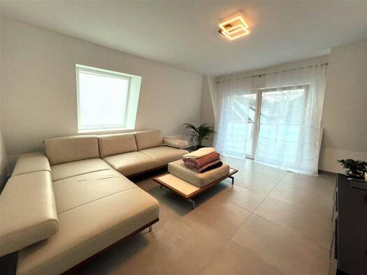 Wohnung zur Miete 805 € 2 Zimmer 65,1 m² 2. Geschoss frei ab 01.03.2026 Königsfeld Königsfeld im Schwarzwald 78126