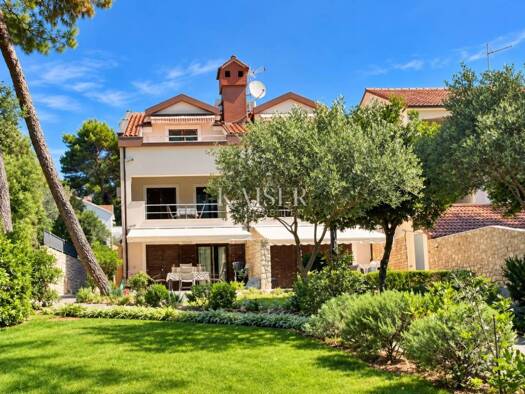 Einfamilienhaus zum Kauf 2.600.000 € 14 Zimmer 420 m² Artatore, Mali Lošinj Mali Lošinj 51550