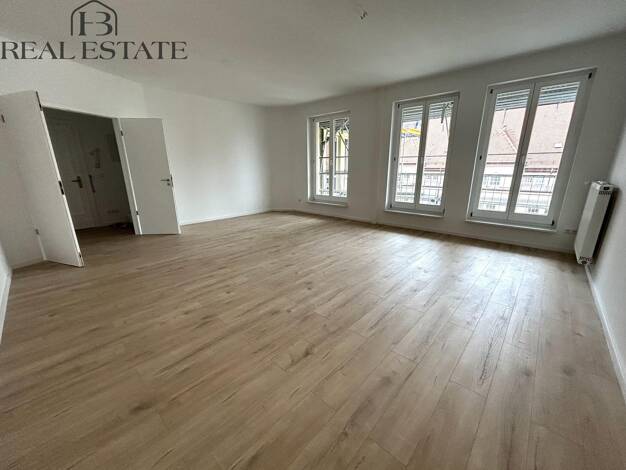 Wohnung zur Miete 999 € 3 Zimmer 94,5 m² 4. Geschoss frei ab sofort Hegelstraße 26 Altstadt Altstadt 39104