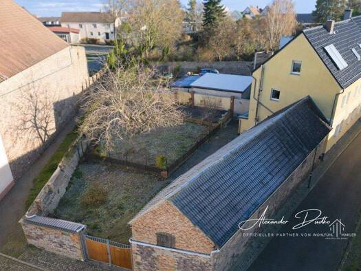 Doppelhaushälfte zum Kauf 220.000 € 9 Zimmer 221,4 m² 602 m² Grundstück Alt Olvenstedt Magdeburg 39130