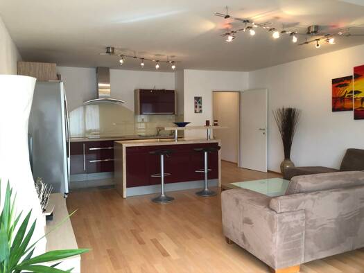 Wohnung zur Miete Wohnen auf Zeit 3.610 € 2 Zimmer 80 m² frei ab sofort Wien 1100