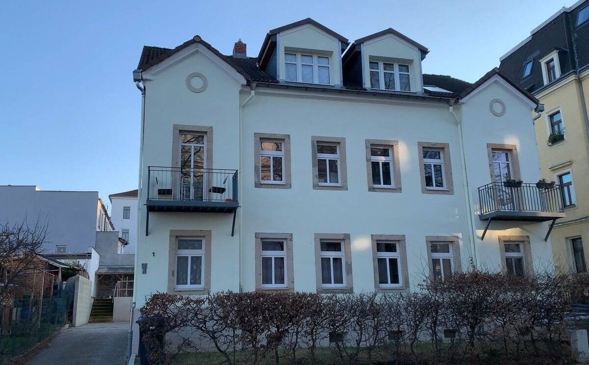 Property thumbnail 3