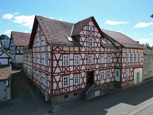 Mehrfamilienhaus zum Kauf 269.000 € 217 m² 697 m² Grundstück Niederhone Eschwege 37269