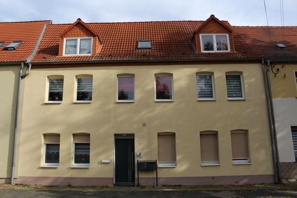 Mehrfamilienhaus zum Kauf 180.000 € 12 Zimmer 240 m²<br/>Wohnfläche 503 m²<br/>Grundstück Aschersleben Aschersleben 06449