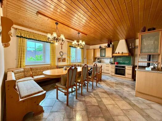 Immobilie in Karlstein an der Thaya - Bauernhaus zum Kauf - Karlstein an der Thaya - 250.000 € - 3 Zimmer, 154 m², 3.075 m² Grundstück - Bild 1