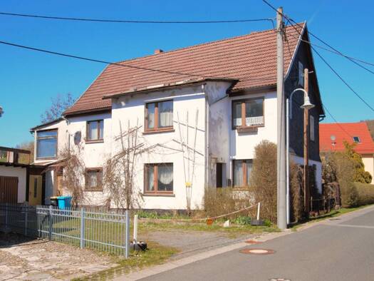 Einfamilienhaus zum Kauf 49.000 € 13 Zimmer 200 m² 850 m² Grundstück frei ab sofort Sachsenbrunn Sachsenbrunn 98673