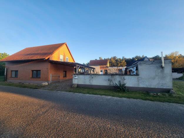 Einfamilienhaus zum Kauf provisionsfrei 110.000 € 4 Zimmer 95 m² 1.151 m² Grundstück Jagsaler Weg 2 Malitschkendorf Kremitzaue OT Malitschkendorf 04936
