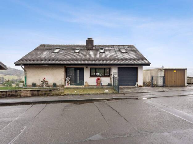 Einfamilienhaus zum Kauf 449.000 € 7 Zimmer 220 m² 956 m² Grundstück Altmorschen Morschen 34326