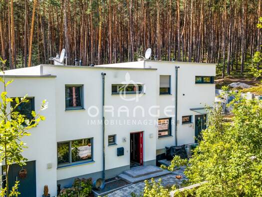 Reihenmittelhaus zum Kauf 529.000 € 4 Zimmer 136 m² 155 m² Grundstück Kronstetten Schwandorf 92421