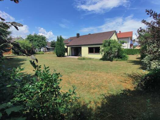 Einfamilienhaus zum Kauf 420.000 € 5 Zimmer 153 m² 903 m² Grundstück frei ab sofort Beratzhausen 93176