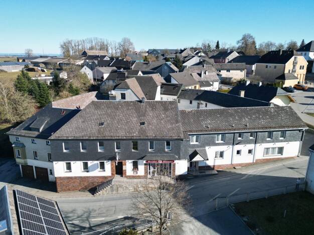 Sonstiges zum Kauf 375.000 € 6 Zimmer 200 m² 1.160 m² Grundstück Berg Berg 95180