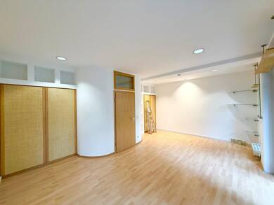 Laden zum Kauf 245.000 € 1 Zimmer 35,8 m² Verkaufsfläche Sendlinger Feld München 81371