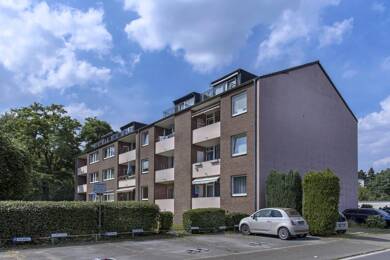 Wohnung zur Miete 508 € 2 Zimmer 54 m² Dachgeschoss, 3. Geschoss frei ab sofort Am Hohen Weg 13 Weissenberg Neuss 41462
