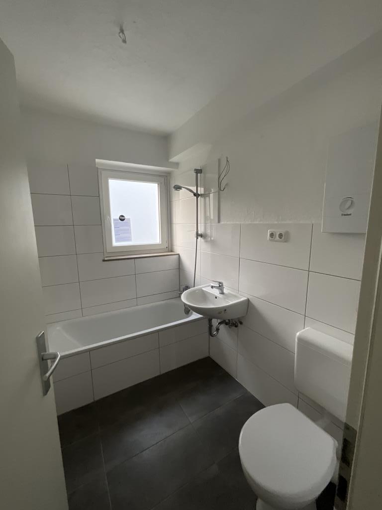 Wohnung zur Miete 459 € 3 Zimmer 65,9 m²<br/>Wohnfläche 3.<br/>Geschoss 15.11.2024<br/>Verfügbarkeit An der Egge 65 Gerlingsen Iserlohn 58638