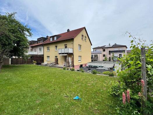 Mehrfamilienhaus zum Kauf als Kapitalanlage geeignet 699.000 € 9 Zimmer 217 m² 731 m² Grundstück Bernbach Veitsbronn 90587