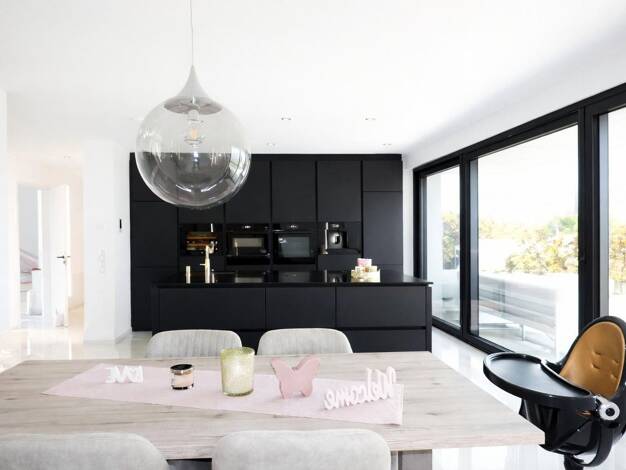 Wohnung zum Kauf provisionsfrei 670.000 € 4,5 Zimmer 135 m² EG Kluftern Friedrichshafen 88048