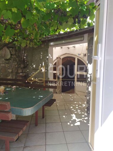 Haus zum Kauf 143.000 € 5 Zimmer 91 m² 20 m² Grundstück Baska center