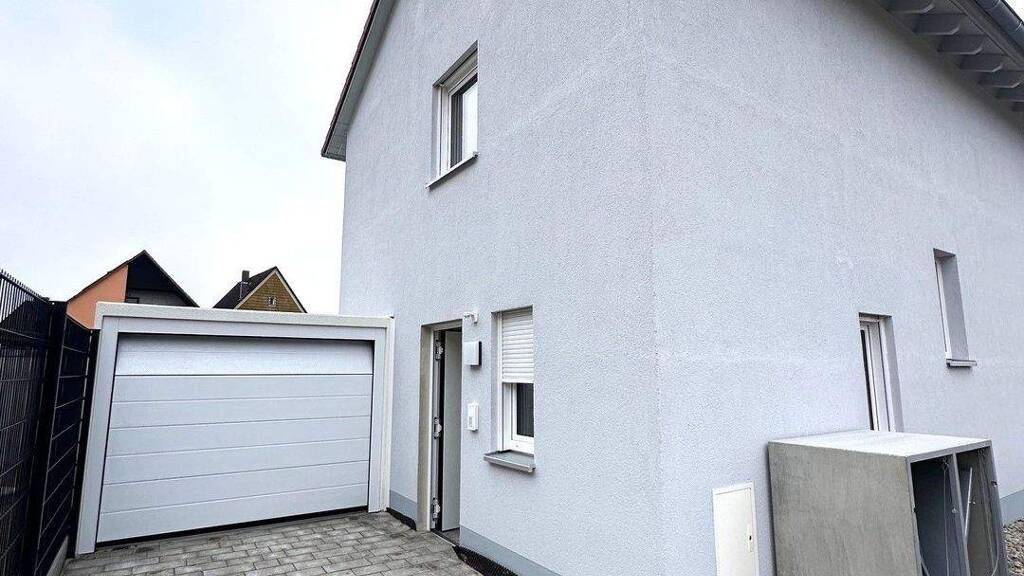 Einfamilienhaus zur Miete - Erstbezug 1.250 € 4 Zimmer 101,2 m² 198,8 m² Grundstück frei ab sofort Poststraße Wassertrüdingen 91717