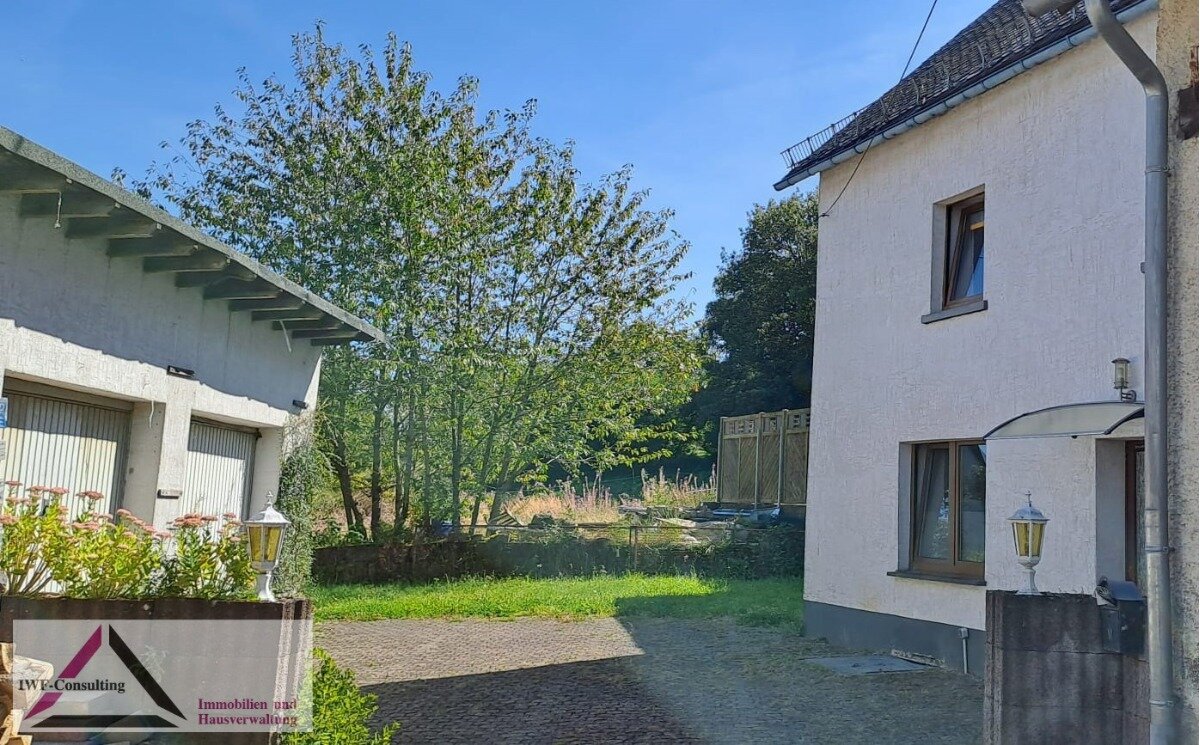 Einfamilienhaus zum Kauf 78.000 € 2 Zimmer 65 m²<br/>Wohnfläche 336 m²<br/>Grundstück Masburg 56761