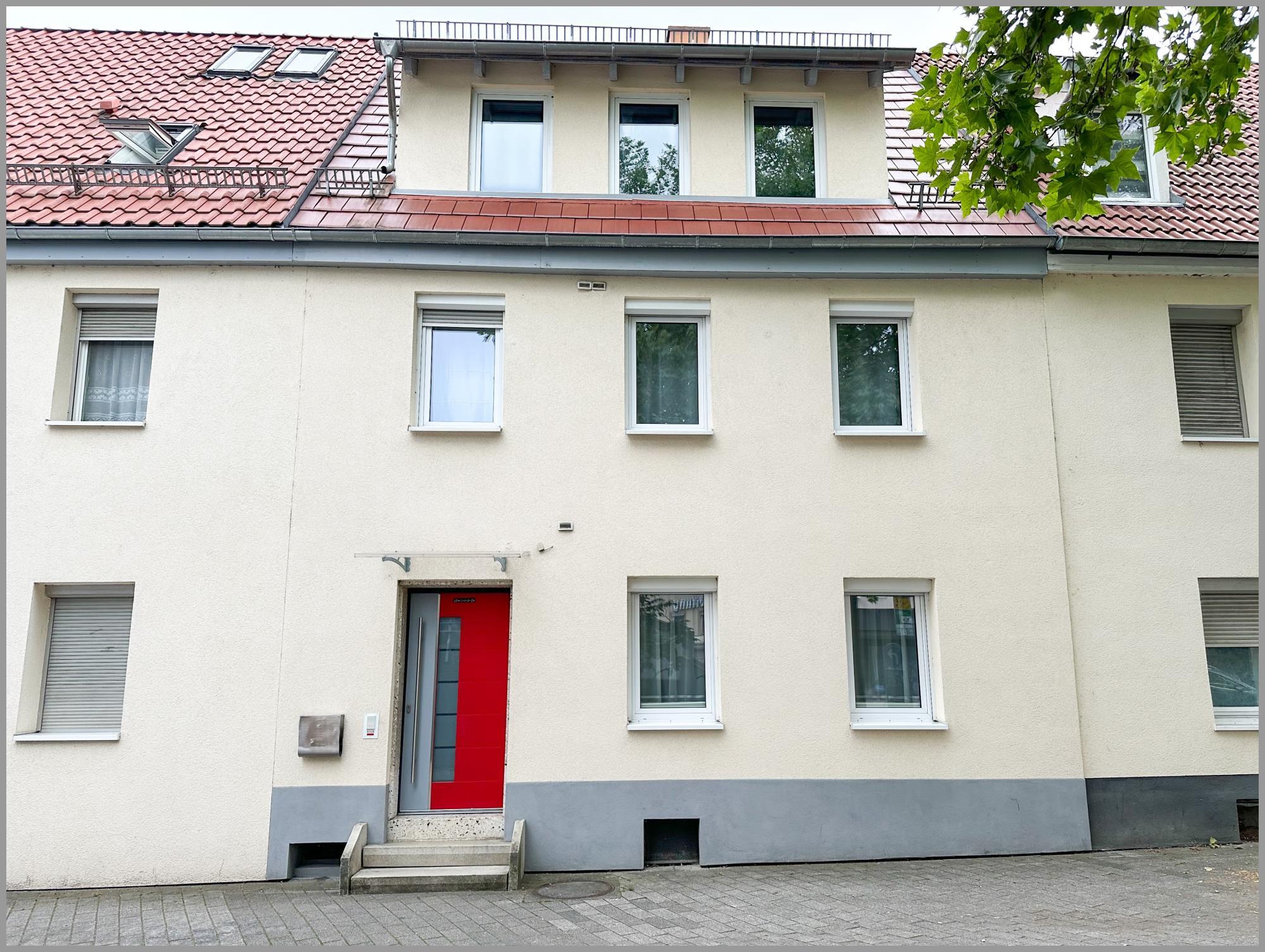 Reihenmittelhaus zum Kauf 435.000 € 6 Zimmer 155 m²<br/>Wohnfläche 217 m²<br/>Grundstück 01.12.2024<br/>Verfügbarkeit Geislingen Geislingen an der Steige 73312