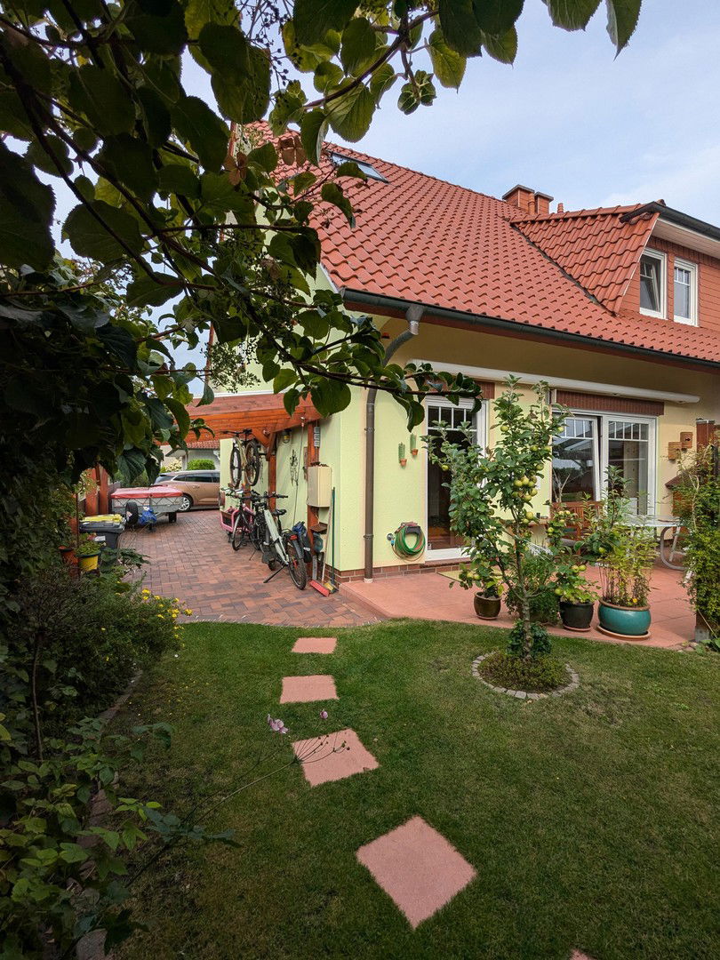 Doppelhaushälfte zum Kauf provisionsfrei 374.000 € 4 Zimmer 120 m²<br/>Wohnfläche 237 m²<br/>Grundstück Iprump - Stickgras II - Bezirk 3 Delmenhorst 27751