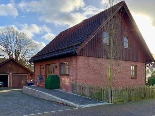 Einfamilienhaus zum Kauf 385.000 € 7 Zimmer 172 m² 737 m² Grundstück Niedermarsberg Marsberg 34431